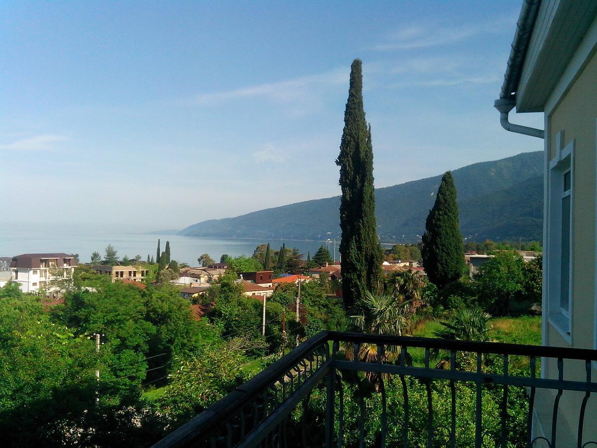 Бестужевский Дворик Gagra Kültér fotó